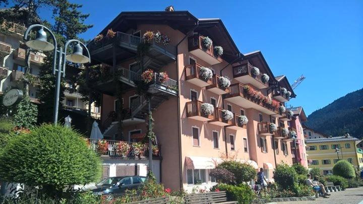 Albergo Stella Alpina Мольвено Экстерьер фото